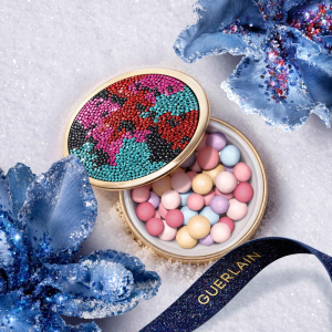 Météorites Dreamlight Limited Edition – Light-revealing powder pearls Météorites Dreamlight Limited Edition – Light-revealing powder pearls